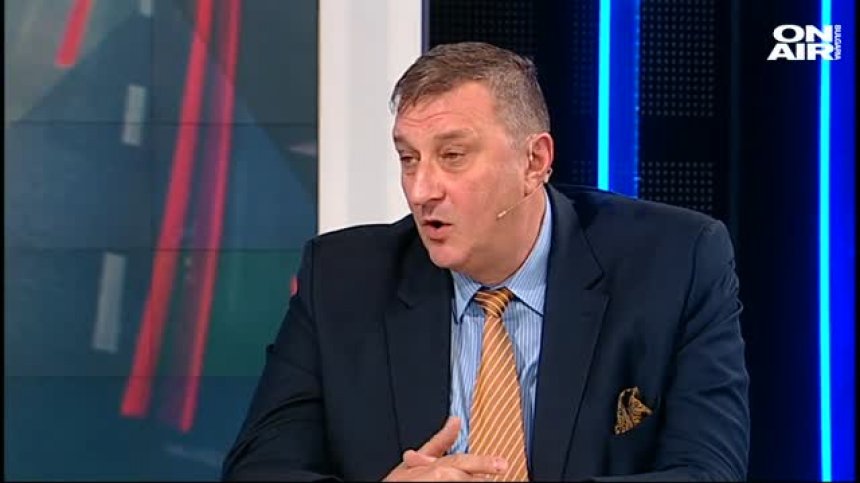 Искания за оставки на ръководството на АПИ