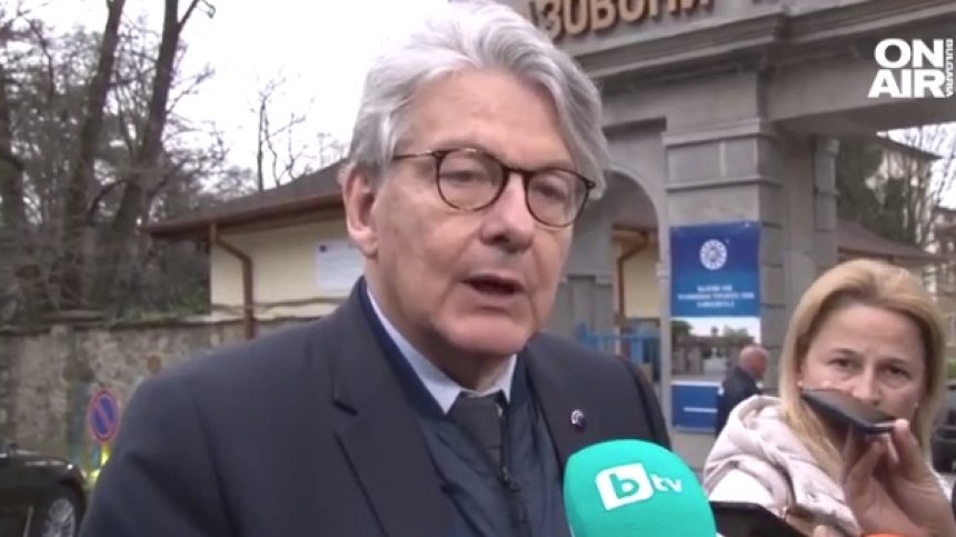 Еврокомисар инспектира военната ни индустрия, договаря повече оръжия за ЕС и НАТО