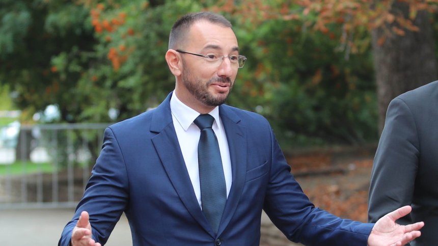 Хекимян: Няма да подкрепим нито една от номинациите за шеф на СОС