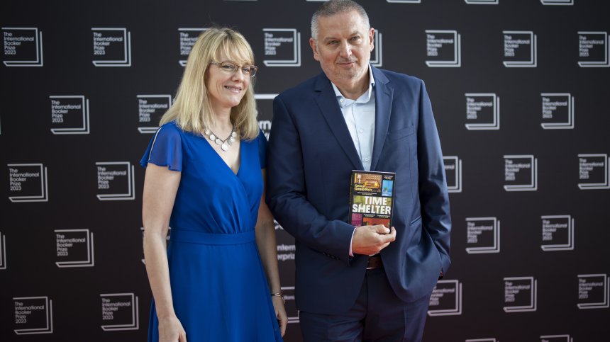 Георги Господинов влезе в историята! "Времеубежище" грабна наградата "Букър"