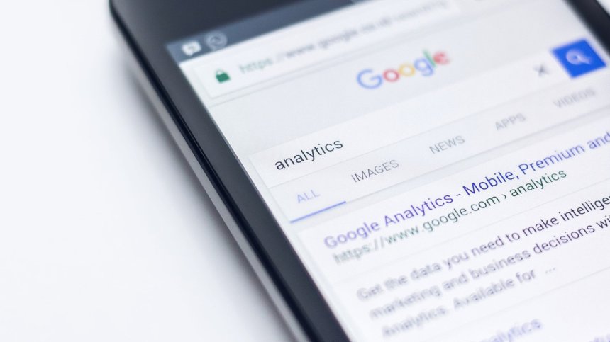 Обвиняват Google в злоупотреба с доминираща позиция в рекламните технологии