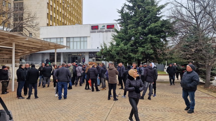 Работници в "Мини Марица-изток" протестираха в Раднево