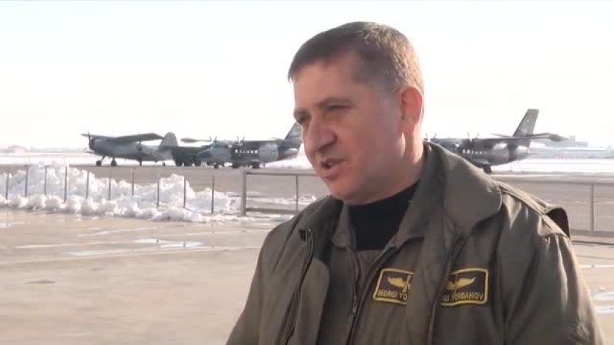 Любов към летенето: Капитан Йорданов за последен път на AН-2