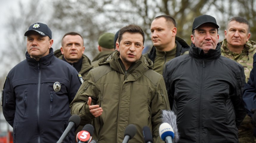 Зеленски: Паниката не ни помага, засега в Украйна няма пълномащабна война