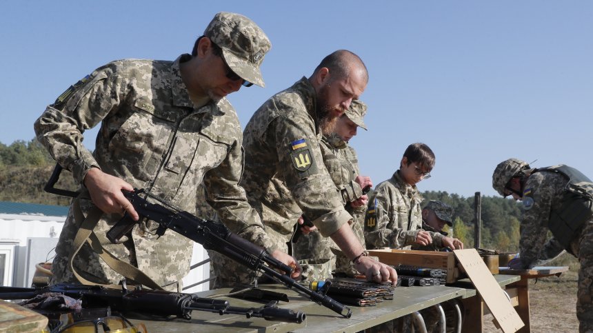 Украйна започна военни учения в размирните източни райони