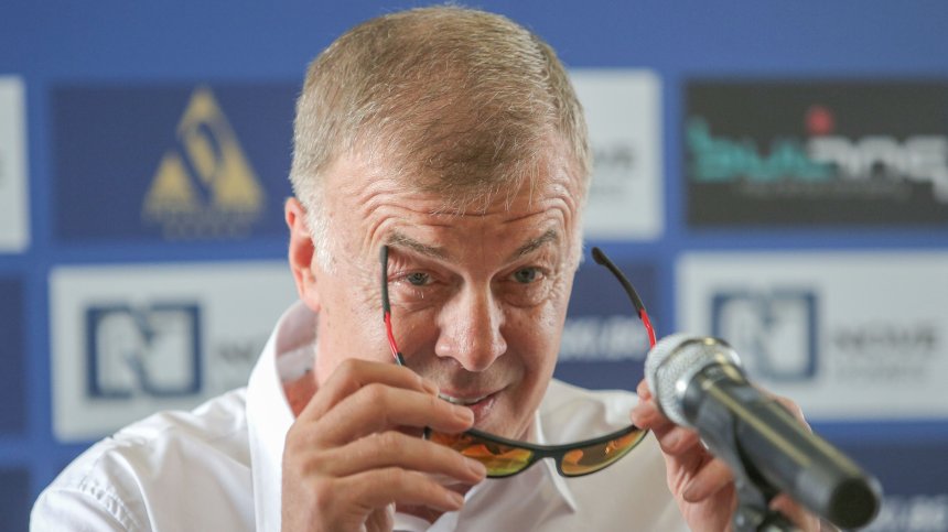 "Левски" закъсва финансово още повече заради Хубчев