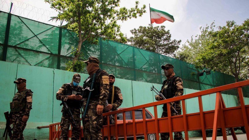 Талибаните забраниха на жените да посещават парковете и заведенията в Афганистан