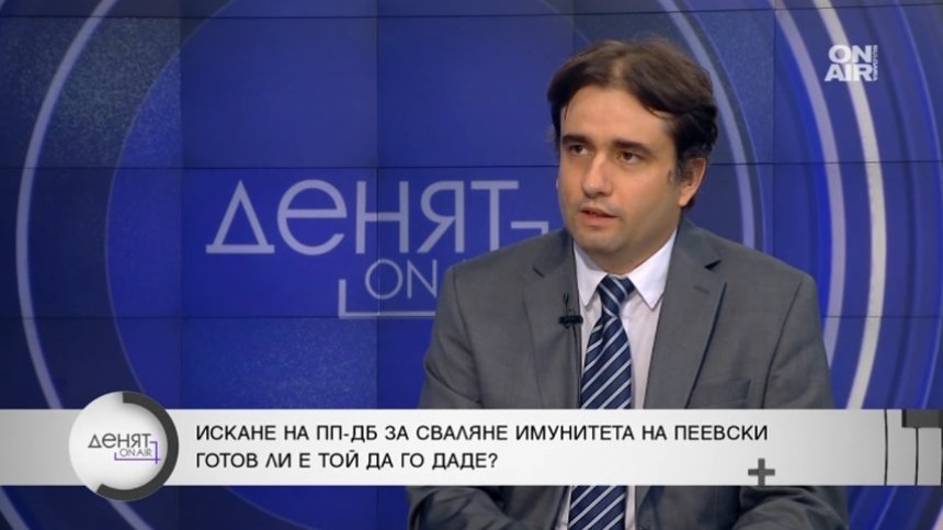 Божидар Божанов: Бъдещият премиер трябва да е по-отдалечен от партиите общественик