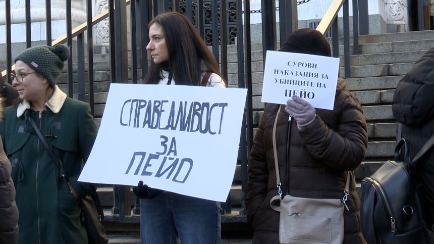 Близки на Пейо искат арест за Габриела, Велико Минков готов на ДНК тест