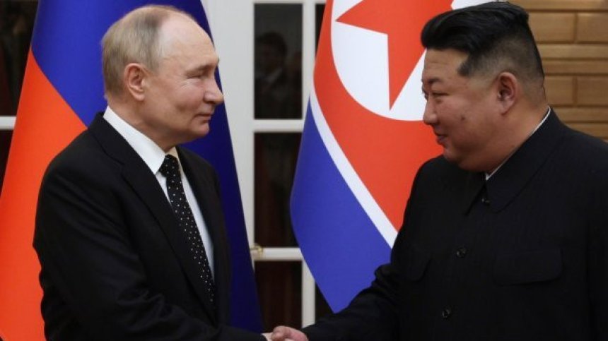 Дни преди срещата в Аляска: Путин и Ким Чен Ун затвърдиха военния си съюз