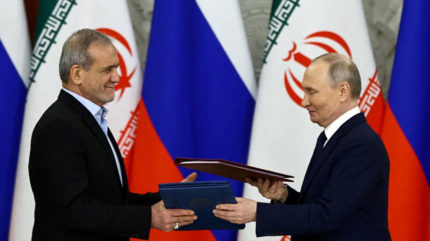 Загърби ли Путин интересите на Русия в Близкия изток, за да се хареса на Тръмп