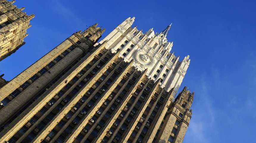 Унгария изгони руски дипломати, Москва обеща "жесток и болезнен" отговор