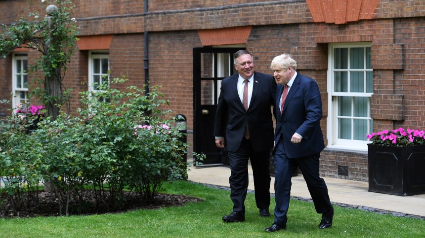 Майк Помпео: Китай използва коронакризата, за да прокара собствените си интереси