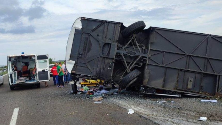 Сменяли ли са се шофьорите и как се стигна до катастрофата с автобус на "Тракия"