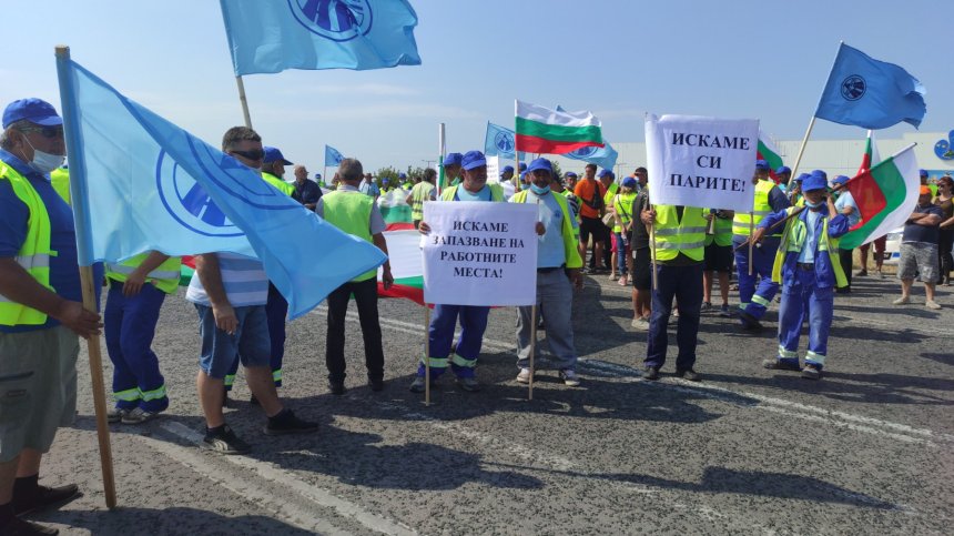 "Автомагистрали &ndash; Черно море" на протест: Работниците си искат 36-те млн. лв.