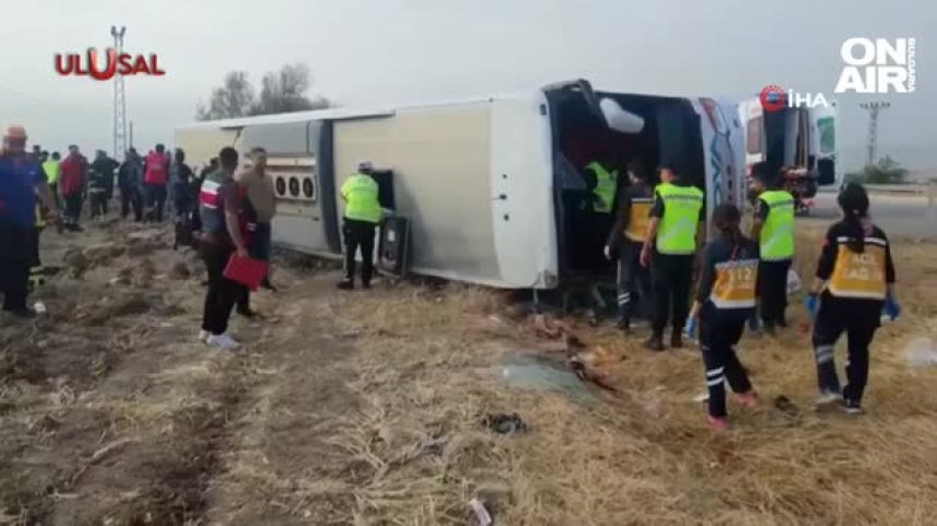 Поредна катастрофа с автобус в Турция - 6 души загинаха, а 35 са ранени