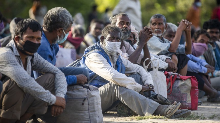 Коронавирусът причини геноцид и милиони бедстващи в Индия