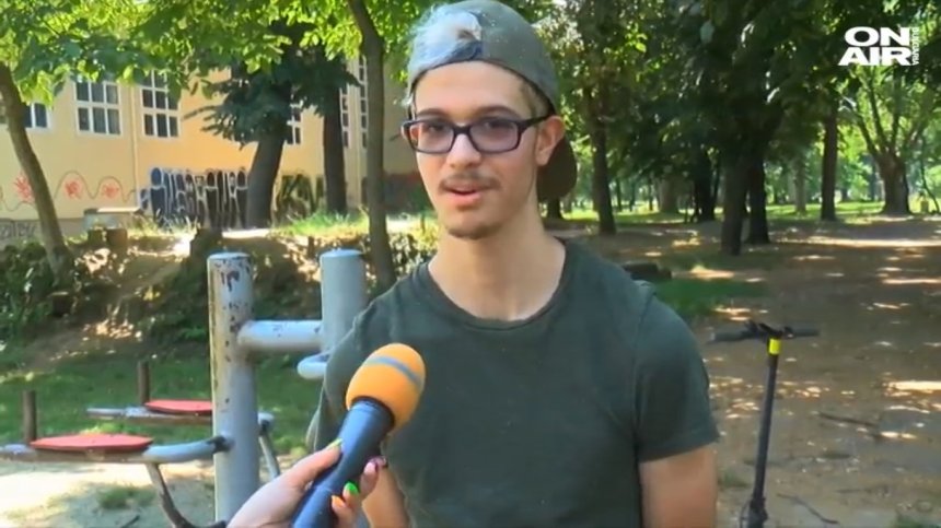 Младеж с левкемия, направил 2500 коремни преси благотворително, стана "Дете на годината"