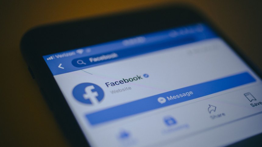 Американски медии: Facebook&nbsp;подхранва речта на омразата и фалшивите новини