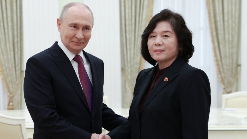 Путин благодари на Северна Корея за помощта, Зеленски настоя за повече ПВО