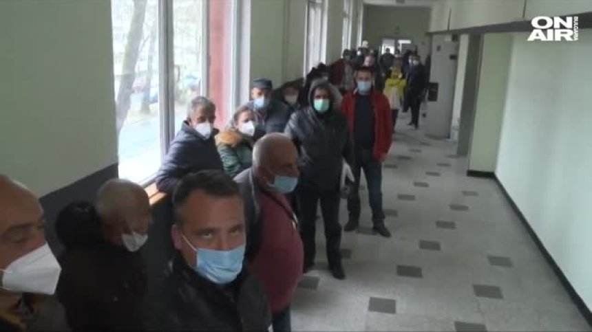 Гладни, премръзнали и заключени: Съдбата на секционни членове в Кърджалийско