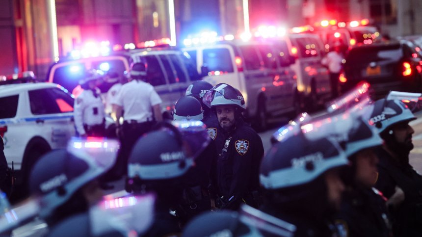 Непълнолетен загина при стрелба в САЩ, шестима души са ранени