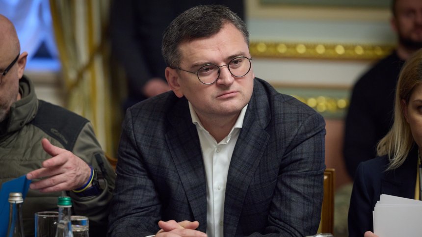 Кулеба: Дипломацията в Русия няма да надвие украинската в България