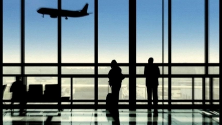 Стачки затварят за четири дни летищата в Гърция