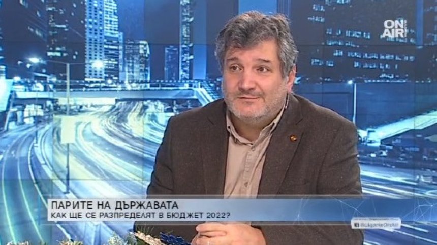 Депутат от ДБ: И бизнесът трябва да пострада, не може само данъкоплатците да го спасяват