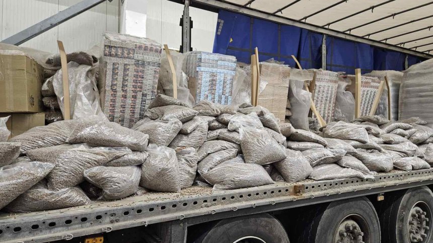 Митнически служители задържаха нелегални цигари за над 800 хил. лева