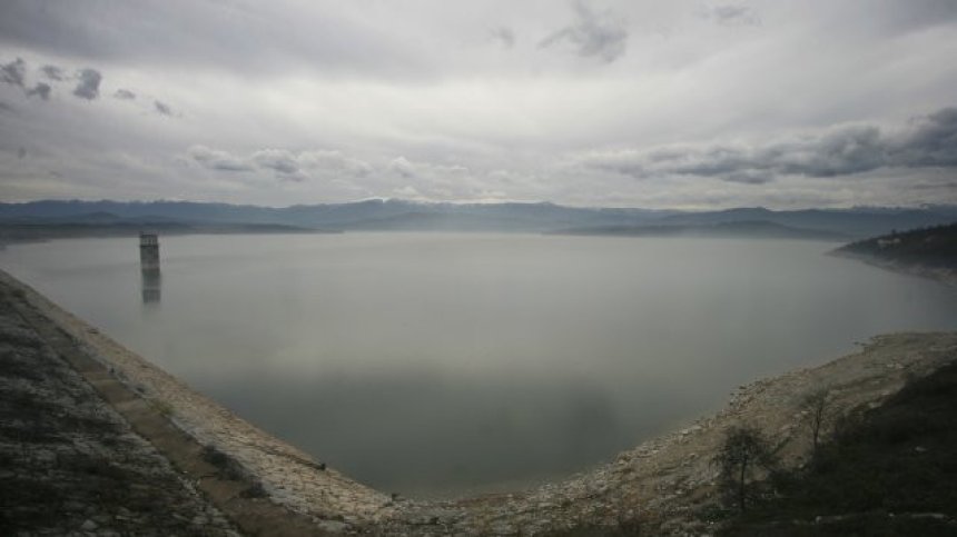 Областният управител на Монтана: Всички постройки край язовир "Огоста" са незаконни