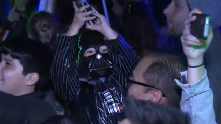 Печалбата на Star Wars от билети ще надмине $1 млрд