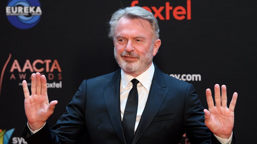 Актьорът Сам Нийл разкри, че има рак на кръвта: Не се страхувам