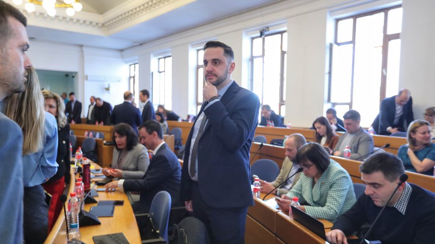Реалността след скандала в СОС: Шефски места за опозицията