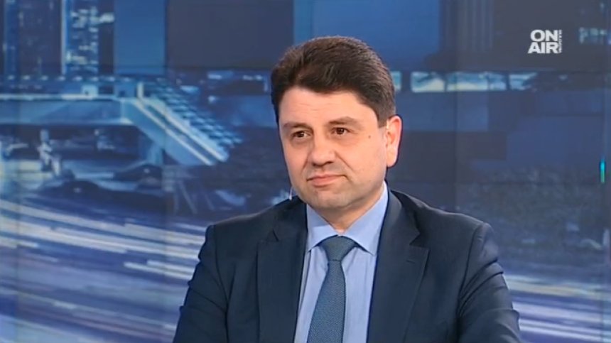 Органите на реда дишат във врата на избягалите затворници