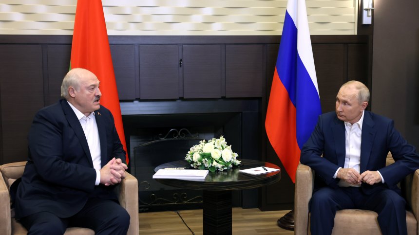 В САЩ: Путин праща ядрени оръжия в Беларус в опит да сплаши НАТО