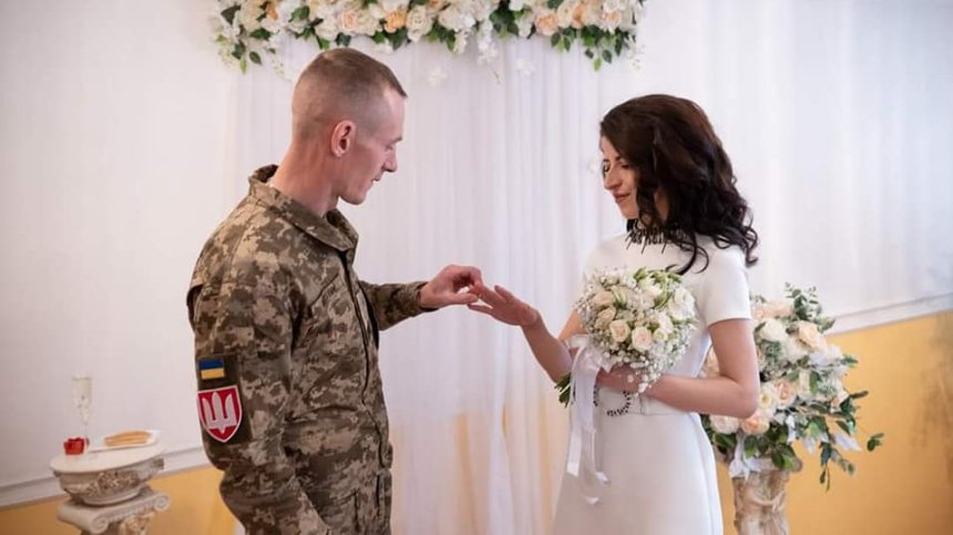 Любов по време на война - 102 318 двойки са сключили брак в Украйна