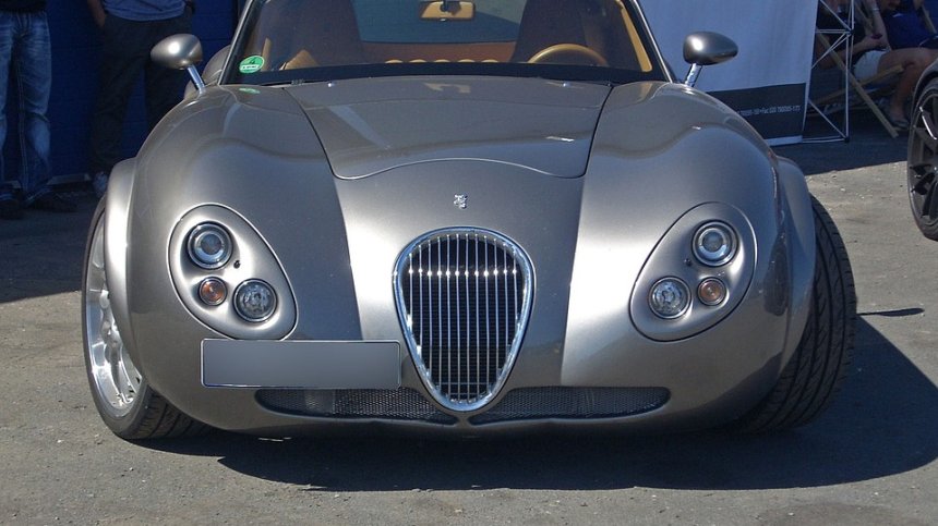 Wiesmann представя нов спортен модел с мотор от BMW M5