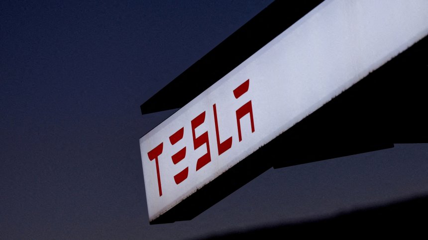 Европейците обръщат гръб на Tesla на Илън Мъск
