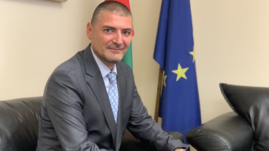 Министър Шишков смени председателя на Управителния съвет на АПИ