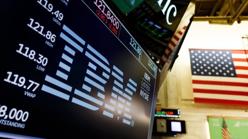 IBM ще позволи само на напълно ваксинирани служители да се върнат в офисите