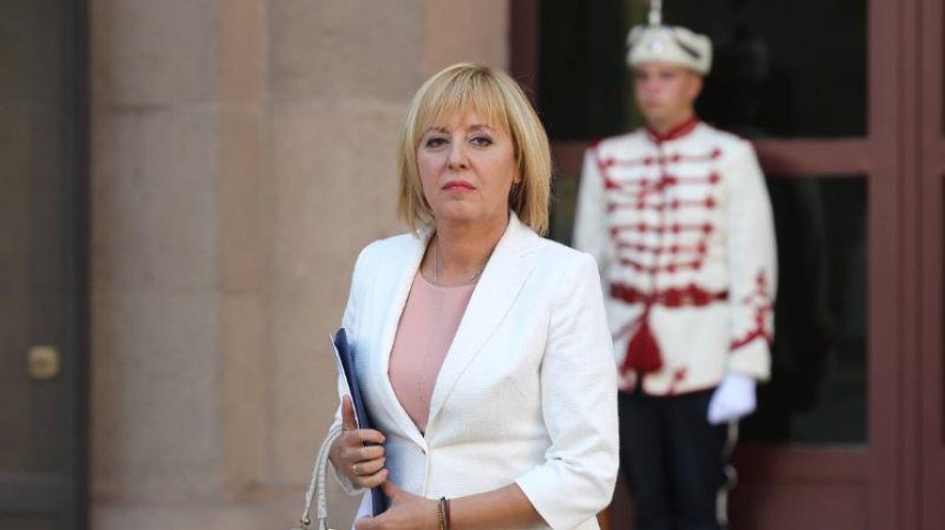 Манолова предлага три стъпки за сформиране на правителство