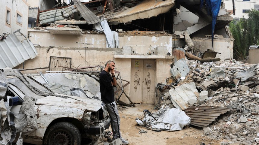 Израел удари Газа и уби жена и трите ѝ дъщери