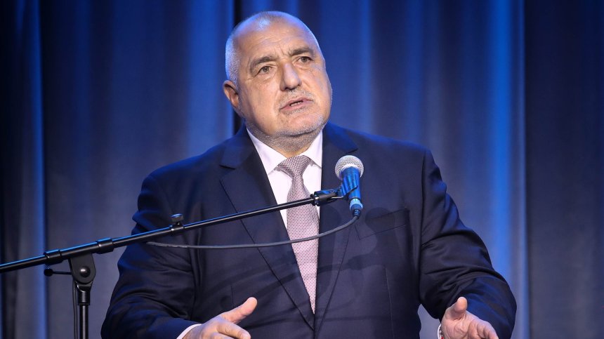 Борисов съобщи, че Фон дер Лайен идва предизборно в България