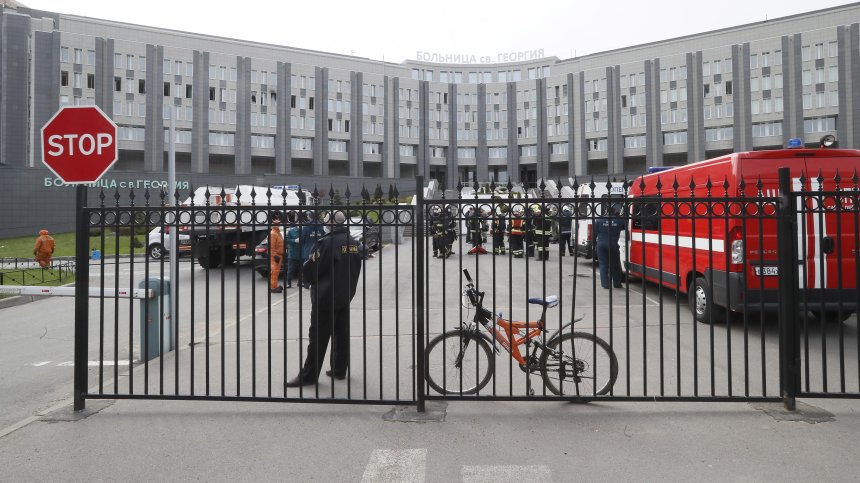 Русия спира да ползва произведени в Екатеринбург респиратори след пожарите