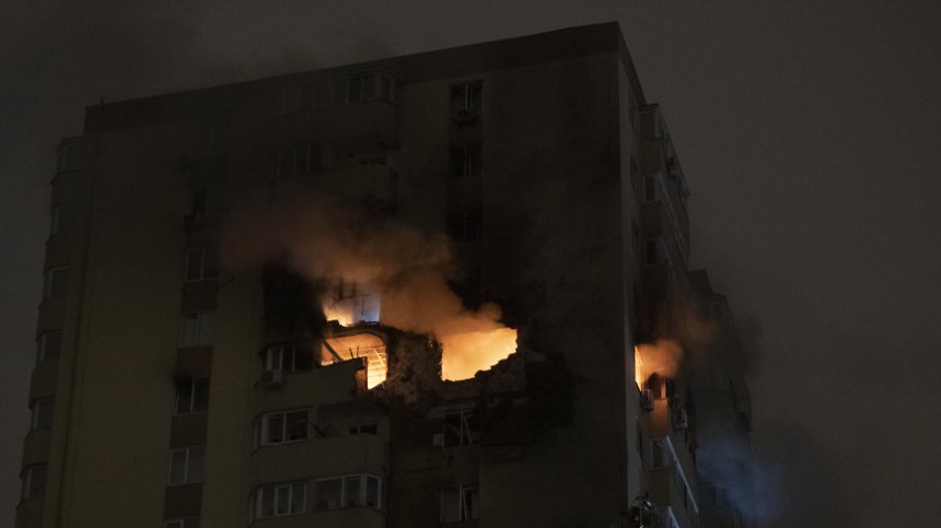 Най-малко четирима загинали при руски въздушни атаки срещу Харков и Киев