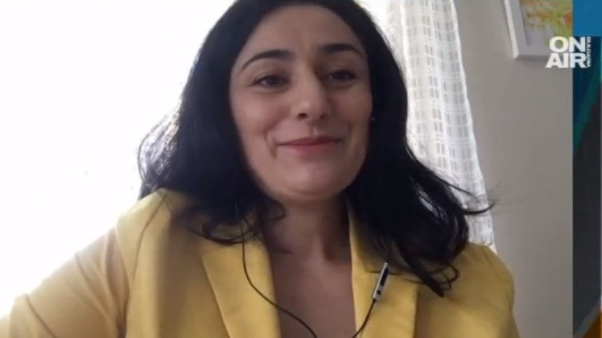 Вера Асенова: Родителството понякога ни изправя пред изпитания