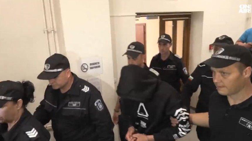 Иван пращал съобщения на Маги след като я убил, за да си изгради алиби