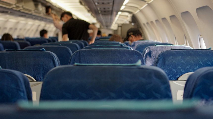 Руски самолет с 50 души на борда изчезна от радарите