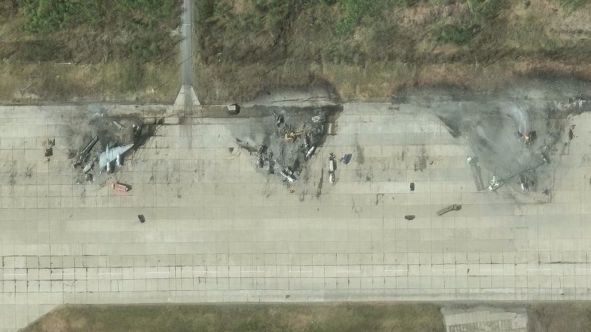 Сателитни снимки преди и след операция "Паяжина" (ГАЛЕРИЯ)